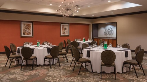Standard Room Near Pima Medical Institute HOU 8 Luxury Bookings