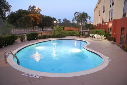 King Room Near Wilchester Elementary School HOU 13 Luxury Bookings