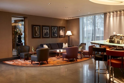 King Room Near Embankment Grocery LON 6 Luxury Bookings
