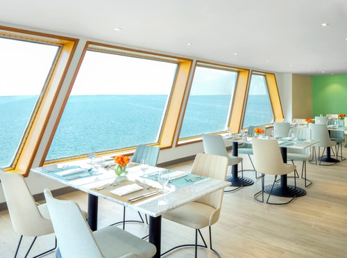 Classic King Room Near Port Saeed Dubai 11 Luxury Bookings