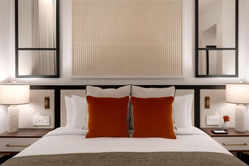 Classic King Room Near Bryant Park NYC 1 Luxury Bookings