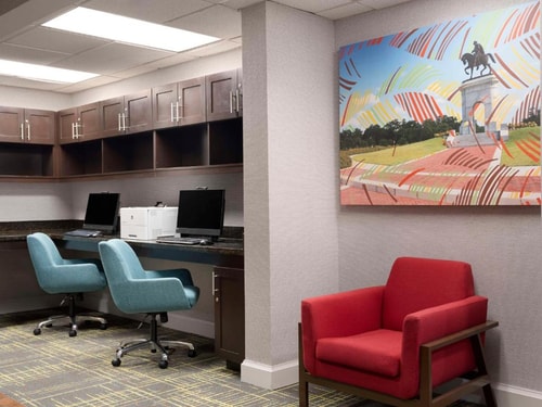 King Room Near Post Oak Park HOU 10 Luxury Bookings
