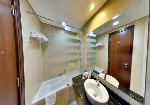 Standard King Room Near Indigo Hotel Business Bay 2 Luxury Bookings