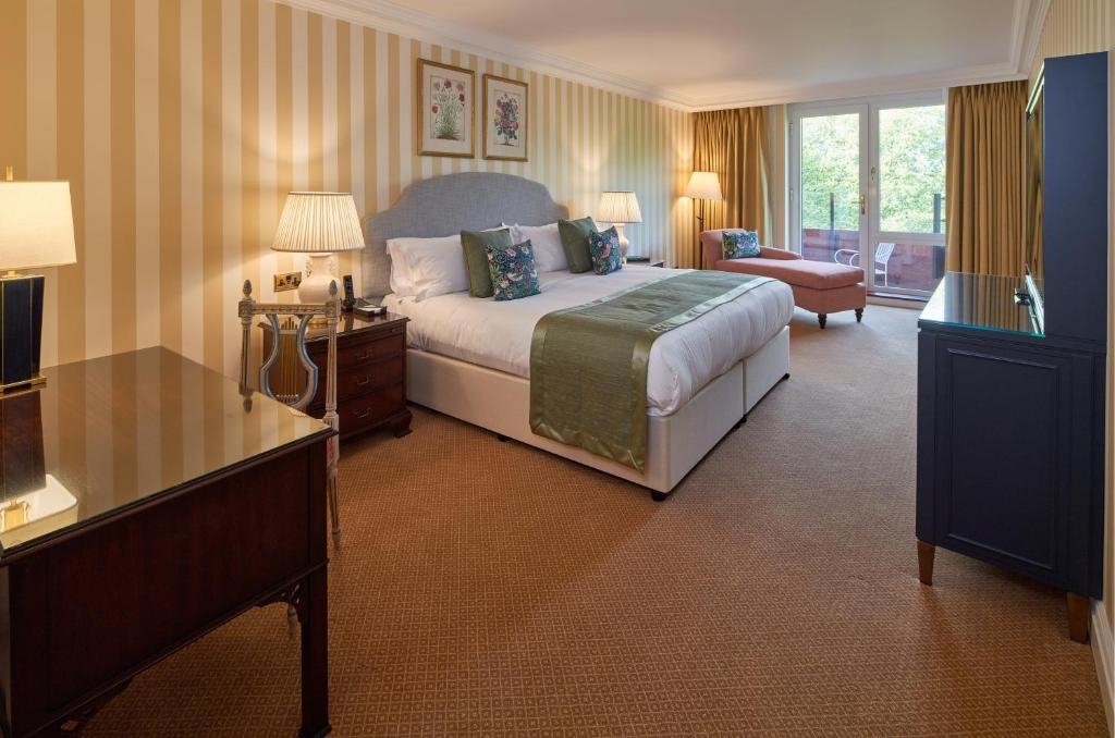 Luxury Two Bedroom Apartment Near Hyde Park LON Luxury Bookings