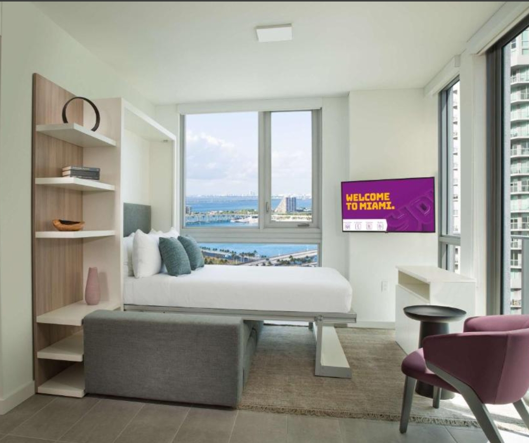 One Bedroom Pad Near Bayfront Park MIA Luxury Bookings