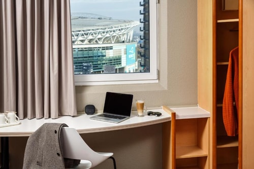 Double Or Twin Room Near Club Store West LON 2 Luxury Bookings