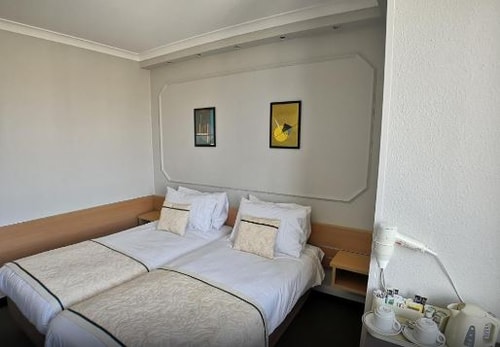 Superior Double Or Twin Room Near Merchant Hub LON 5 Luxury Bookings