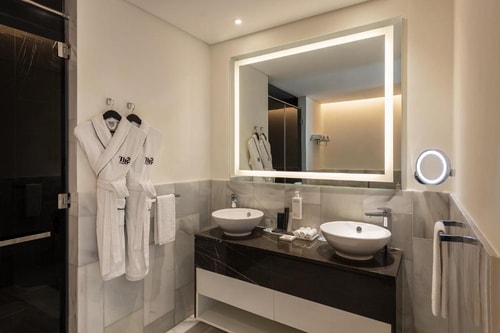 Two Bedroom Family Suite Palm View In PalmJumeirah 8 Luxury Bookings