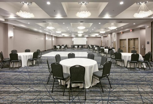 Standard Room Near Gold & Silver Exchange DAL 14 Luxury Bookings