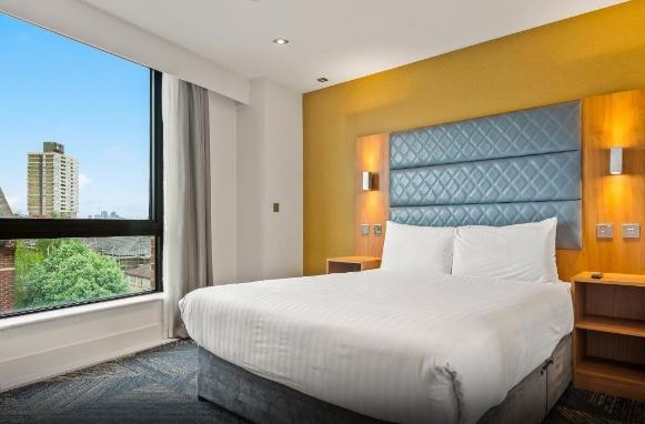 Two Bedroom Apartment Near Stratford Park LON Luxury Bookings