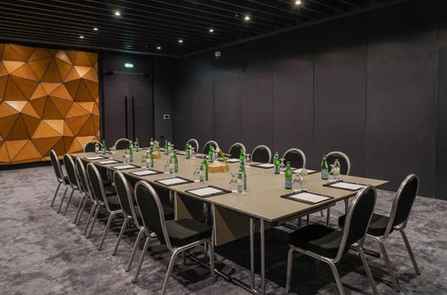 Sky Classic Room Near Mall City Center Deira 5 Luxury Bookings