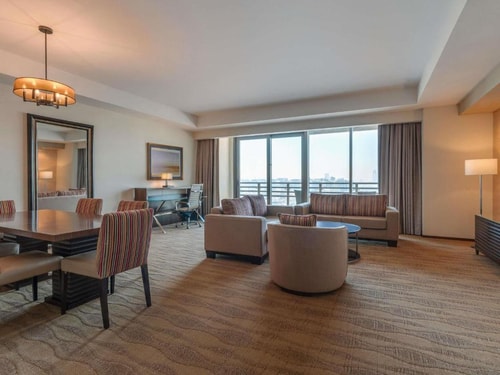 Three Bedroom Apartment Near Al Ghurair Center 3 Luxury Bookings