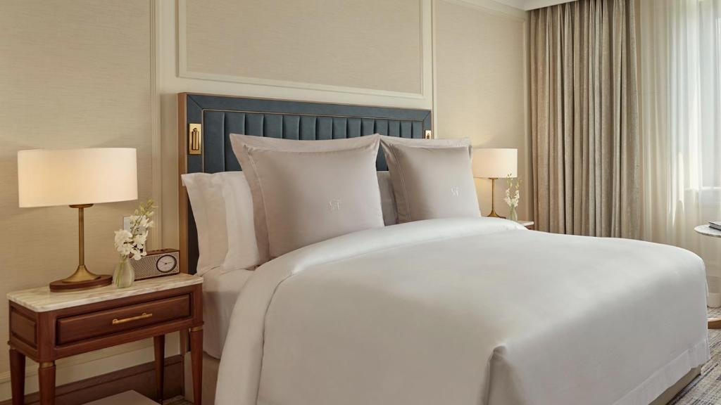 Standard Room Near Cadogan Place Gardens LON Luxury Bookings