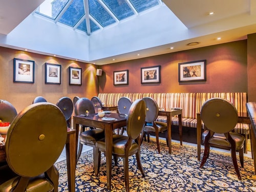 Double Or Twin Room Near Hays Architecture LON 11 Luxury Bookings