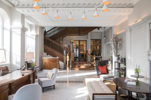 Superior Queen Room Near Belgrave Square LON 4 Luxury Bookings