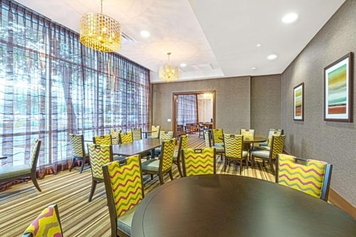 King Studio Suite Near Daikin Park HOU 8 Luxury Bookings