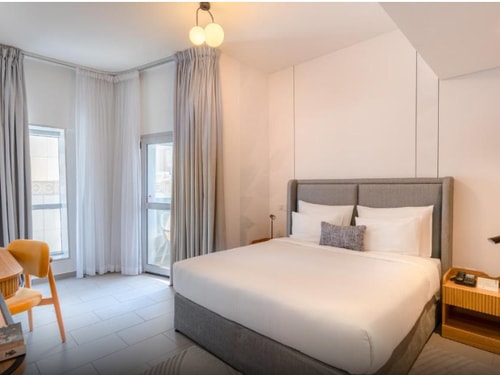 1 Bedroom Executive Apartment Near Internet Metro 1 Luxury Bookings