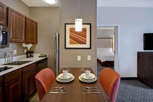 One Bedroom King Suite Near North green Park HOU 1 Luxury Bookings