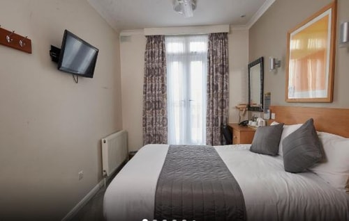 Double Room Near Vincent Square LON 1 Luxury Bookings