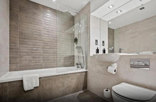 One Bedroom Apartment Near Stratford Park LON 3 Luxury Bookings