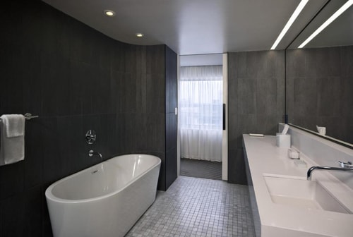 Deluxe King Room Near Main Street Garden Park DAL 6 Luxury Bookings