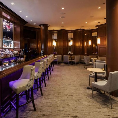 King Room Near Post Oak Ambassador Way HOU 12 Luxury Bookings