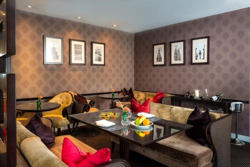 Superior Double Room Near Wallace Collection LON 9 Luxury Bookings
