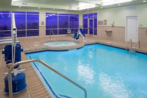 King Studio Near Collins Elementary School HOU 13 Luxury Bookings
