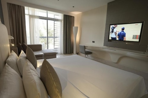 Deluxe Double Or Twin Room Near Cafe Khaimah 2 Luxury Bookings