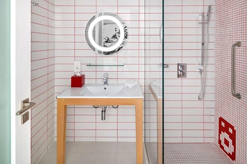 Standard Double Or Twin Room Near Silicon Oasis 6 Luxury Bookings