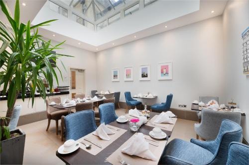Double Or Twin Room Near Activemine Pilates LON 15 Luxury Bookings
