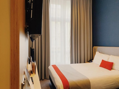 Standard Room Near Longleat House LON 1 Luxury Bookings