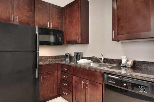 King Studio With Sofa Bed Near Cullen Park HOU 4 Luxury Bookings