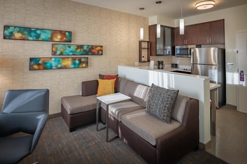King Studio Near Dallas Animal Services DAL 1 Luxury Bookings