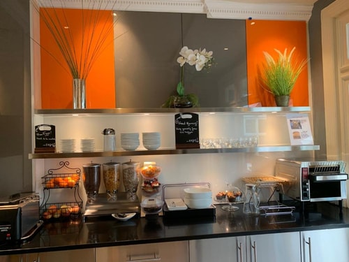 Double Room Near Bramham Gardens LON 8 Luxury Bookings