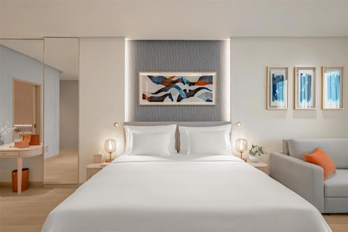 Premium King Or Twin Room Near Meydan Racecourse 3 Luxury Bookings