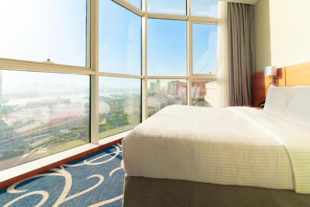 Superior King Room Near Jewel Of The Creek Tunnel Luxury Bookings