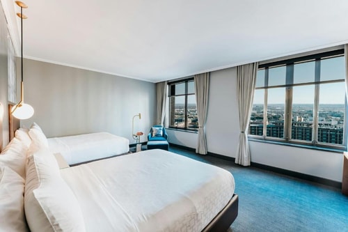 Queen Room Near James W Aston Park DAL 3 Luxury Bookings