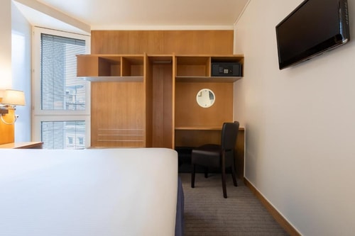 Classic Double Or Twin Room Near BedfordSquare LON 4 Luxury Bookings