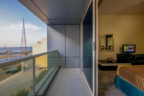 Premier One Bedroom Sea View Apartment Al Khan 2 5 Luxury Bookings