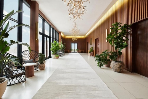 King Room Near Blue Print Showroom DAL 19 Luxury Bookings