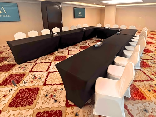 New Executive one Bedroom Suite Near Mashreq Metro 8 Luxury Bookings