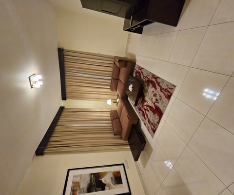 1 Bedroom Apartment Near JW Pharma City 5 Luxury Bookings