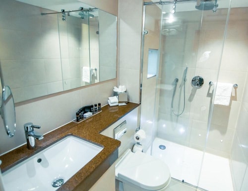 Club Double Room Near Cleveland Square LON 3 Luxury Bookings