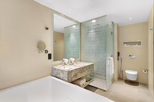 Suite Room Near Indigo Hotel Downtown Dubai 8 Luxury Bookings