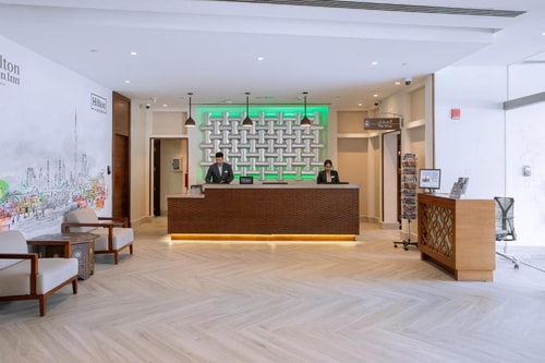 One Bedroom Suite Near Al Bakhit Center 13 Luxury Bookings
