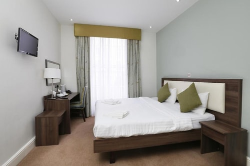 Double Or Twin Room Near Cleveland Square LON 2 Luxury Bookings