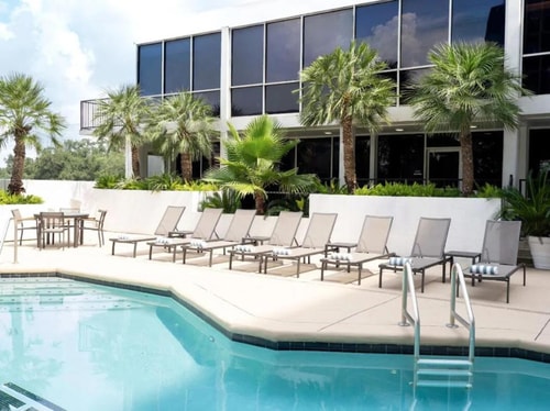 Standard King Room Near Harmonica Man Park HOU 11 Luxury Bookings