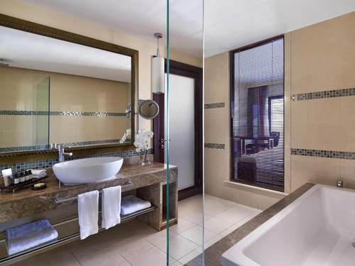 King Room Partial Palm Sea View Near Nakheel Mall 6 Luxury Bookings