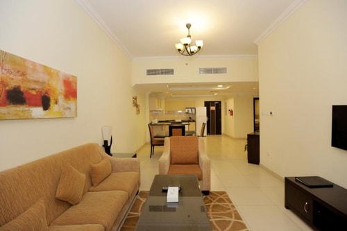 Classic One Bedroom Apartment Near Ski Dubai 3 Luxury Bookings